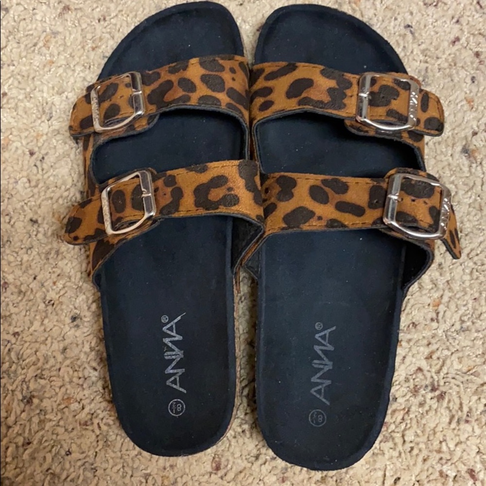 Women’s leopard slide on shoes